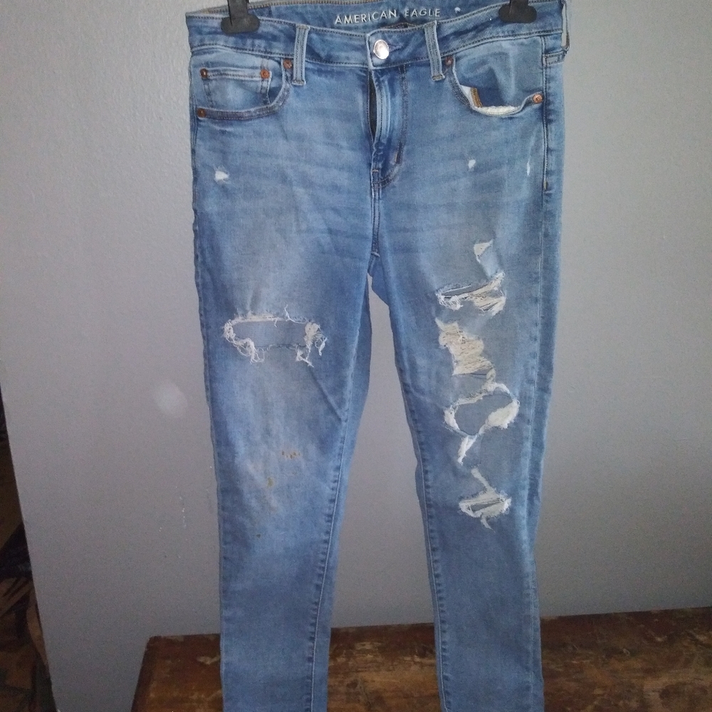 American Eagle destroyed Jeans guc